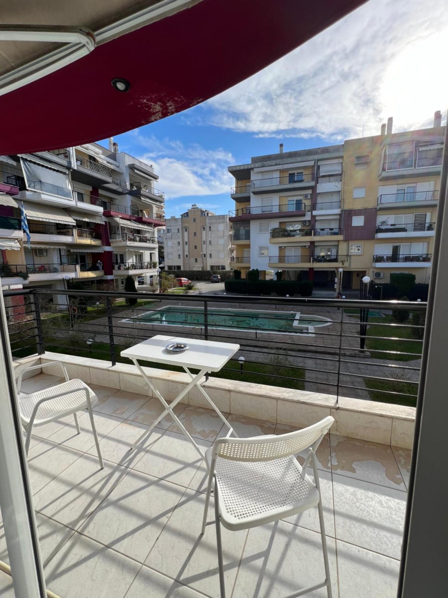 Parma'S Pool Apartment Peraía Zewnętrze zdjęcie